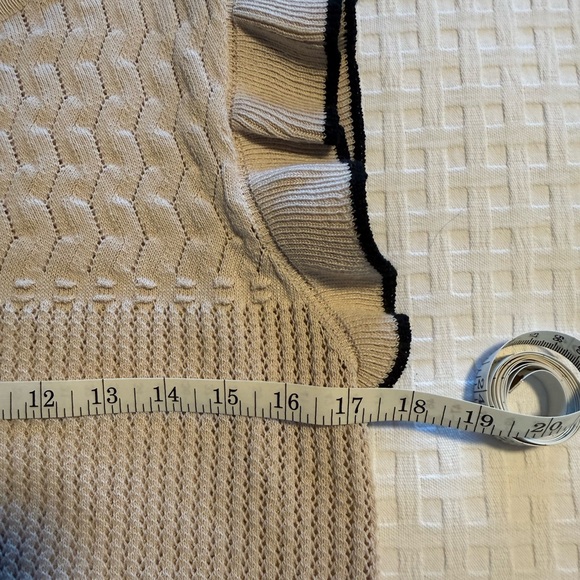 Knit Patchwork Top in Cream. Perfect - Picture 6 of 11